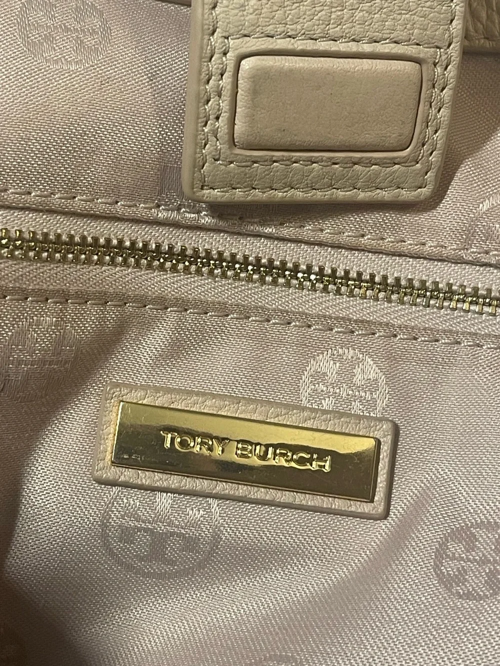 Tory Burch Ivy Side-Zip Leather Tote in Light Oak Pebbled Leather